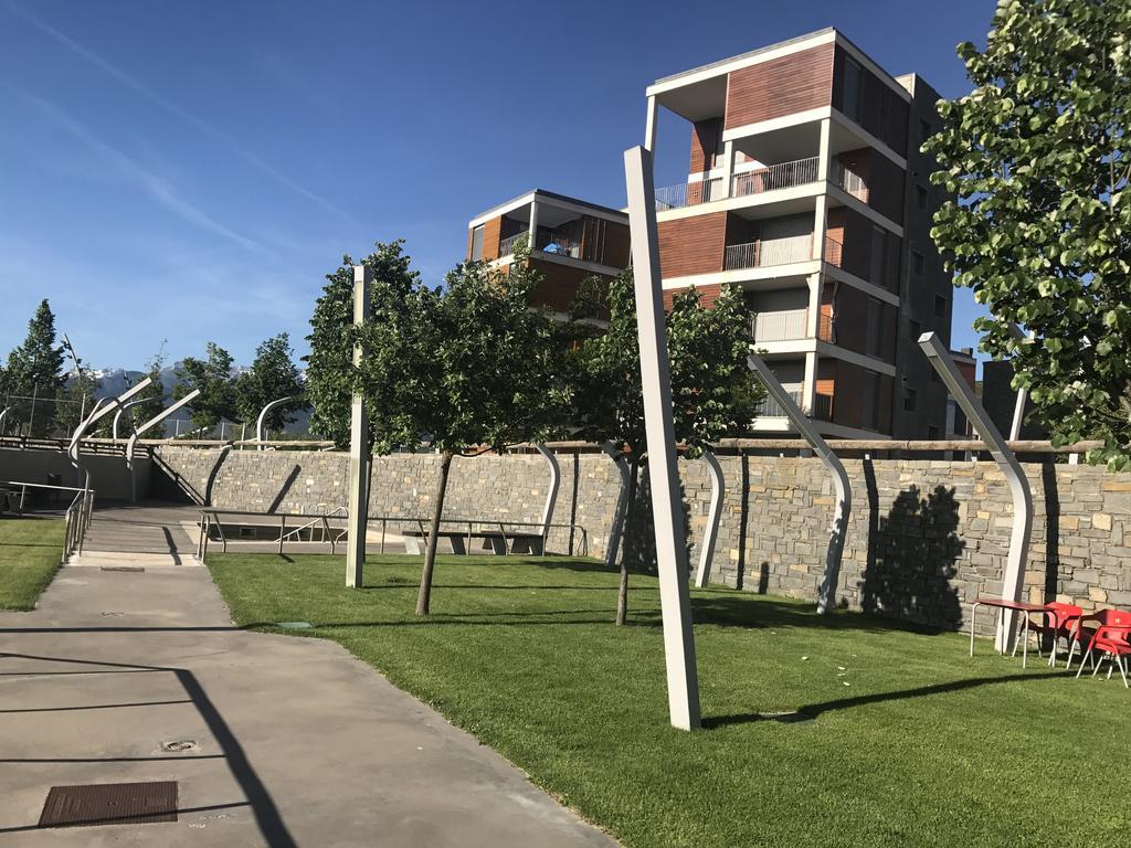 Golf Y Nieve Apartment Sabinanigo Luaran gambar